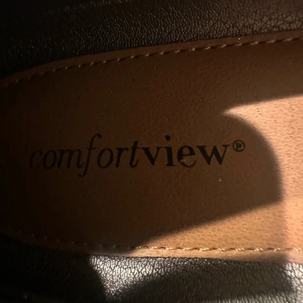 Comfortview Women's Silver Comfortable Slip-On Comfort Shoe Size 11